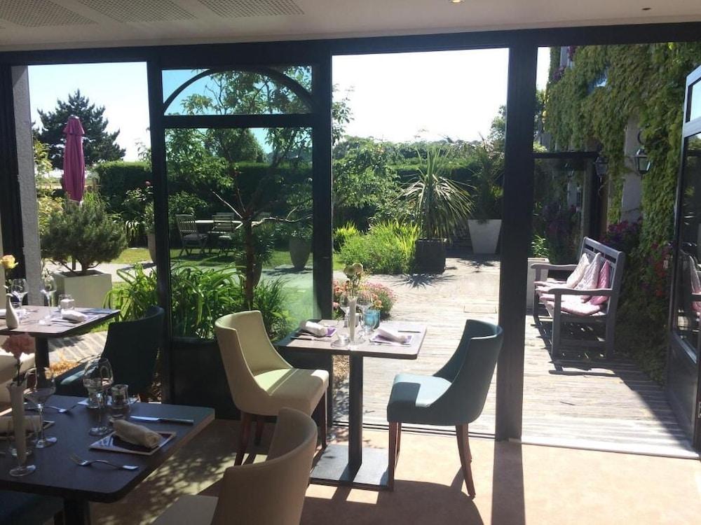Relais Du Silence Hotel Restaurant Les Ormes Barneville-Carteret Exterior foto